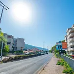 Aqua Vista מוסטר