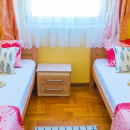 Aqua Vista موستار